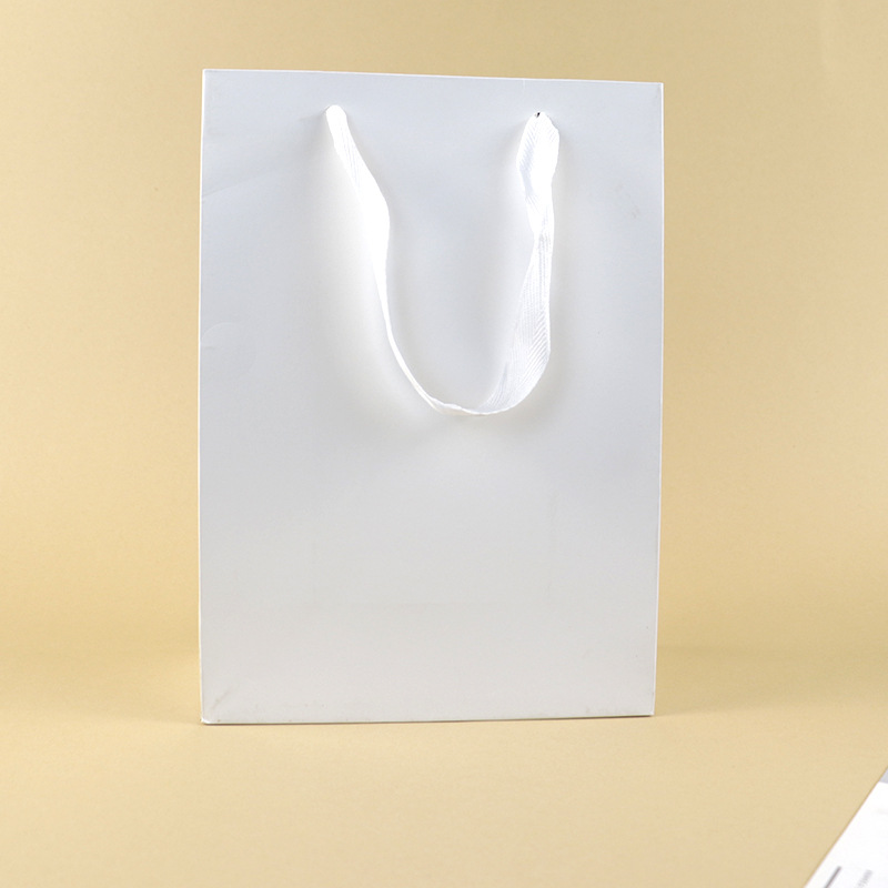 Luxury White Cardboard Shopping Bag